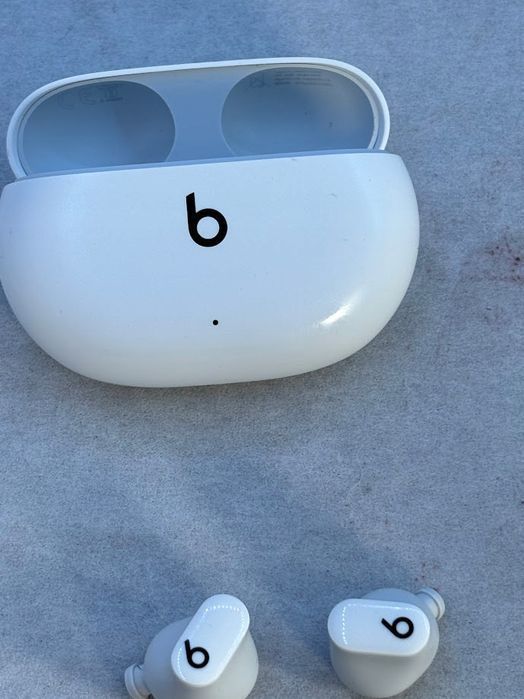 słuchawki bezprzewodowe dokanałowe beats by dr. dre beats studio buds