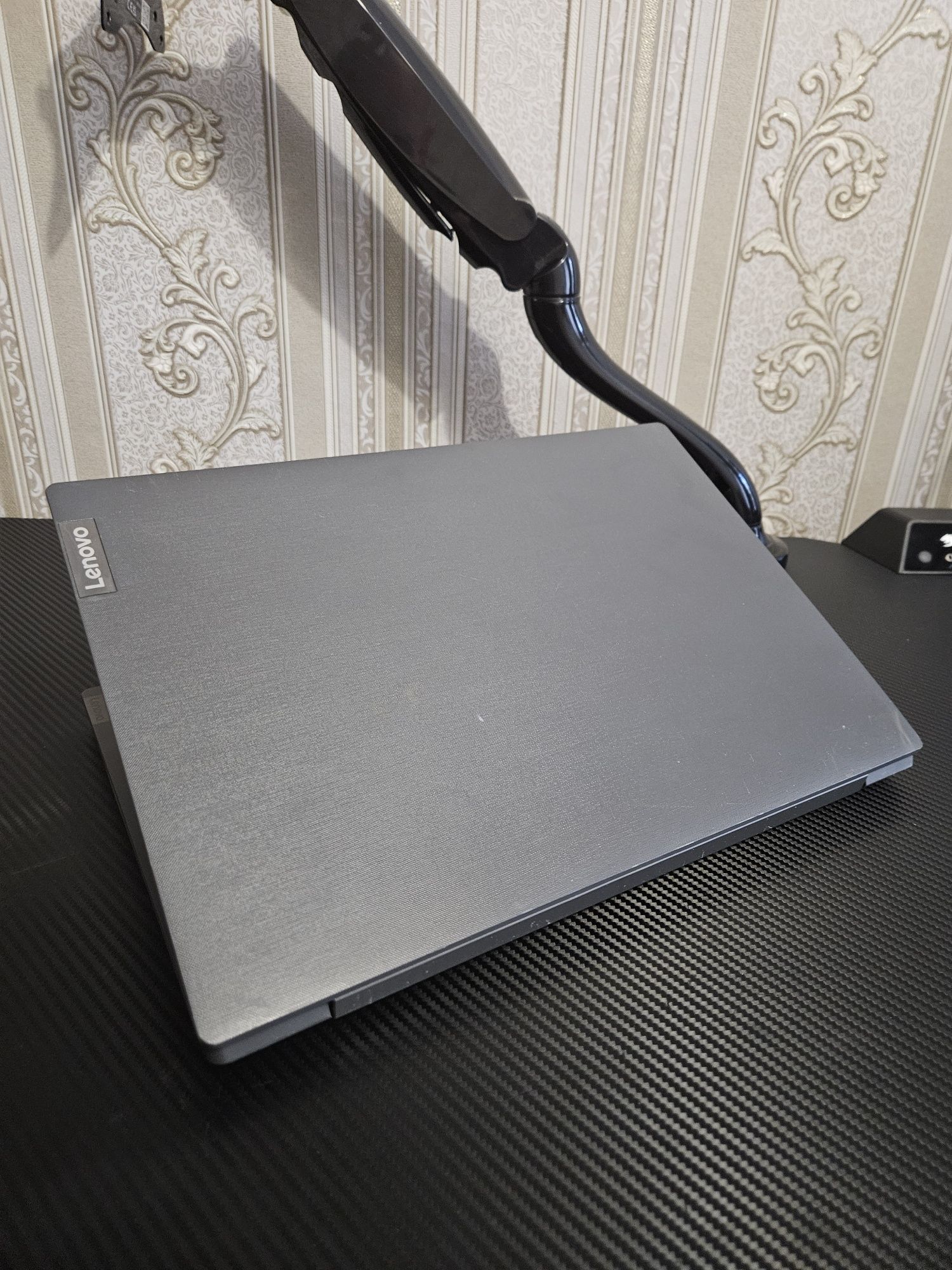 Lenovo 15.6" IPS Ryzen 5 3500U | 8gb DDR4 | Vega 8 | 500gb ssd, №1