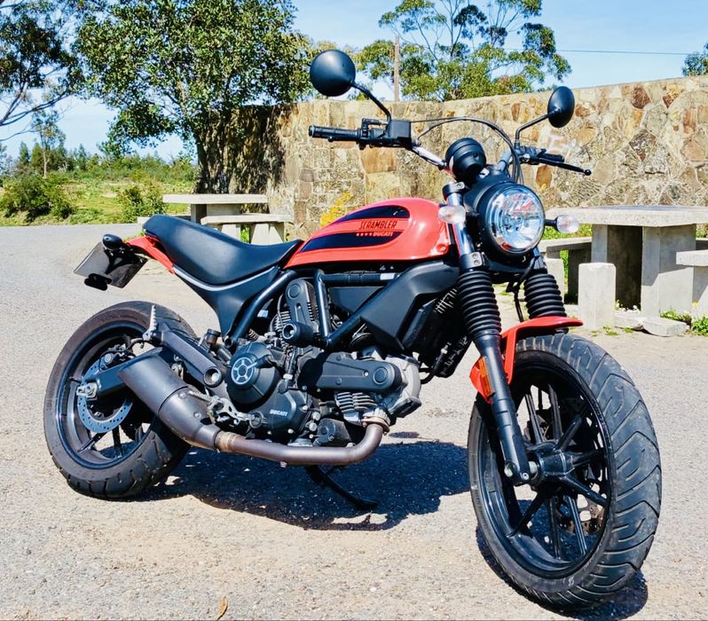 Ducati Scrambler Sixty2