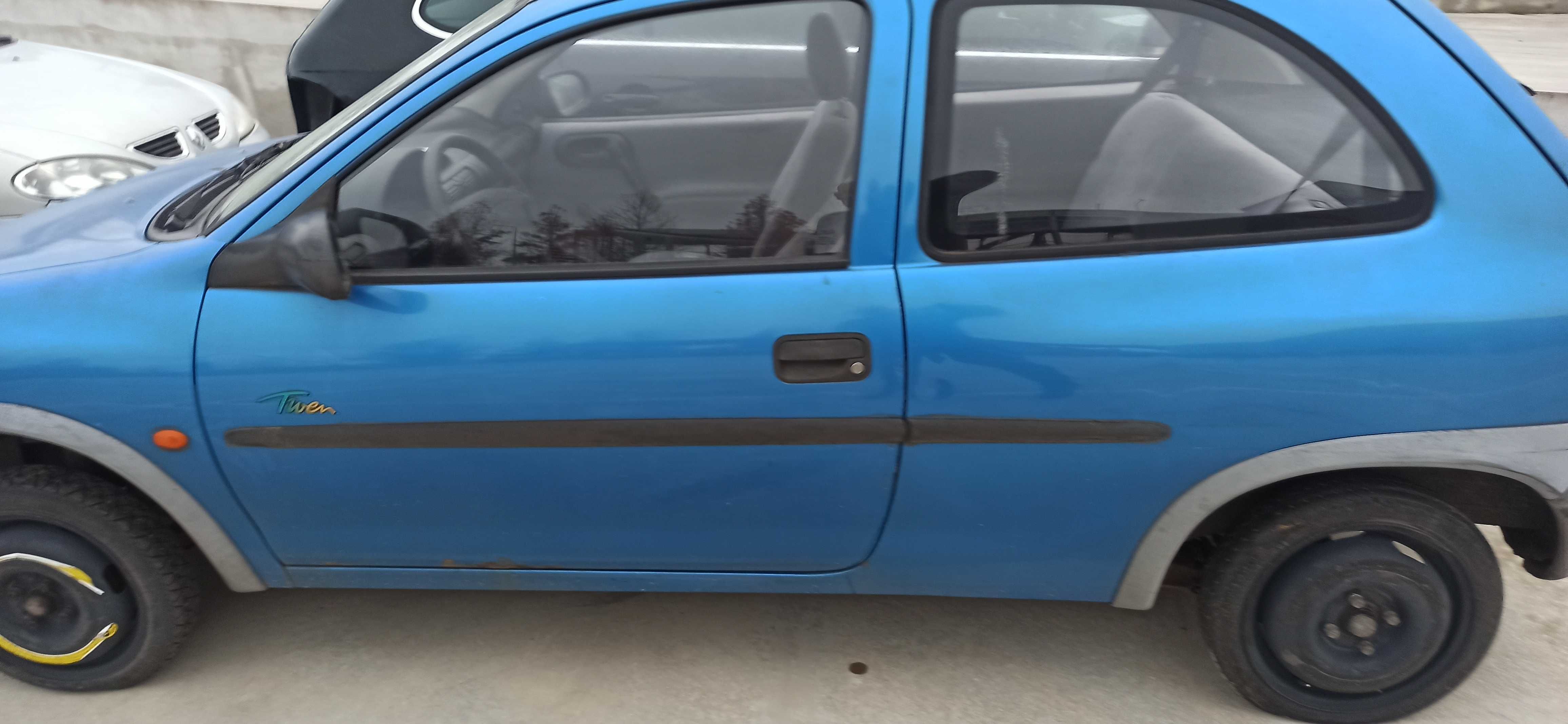 Opel Cora B para peças