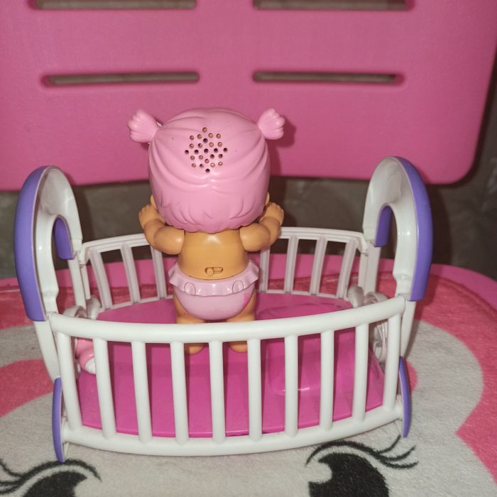 Интерактивная кукла Little Live Bizzy Bubs