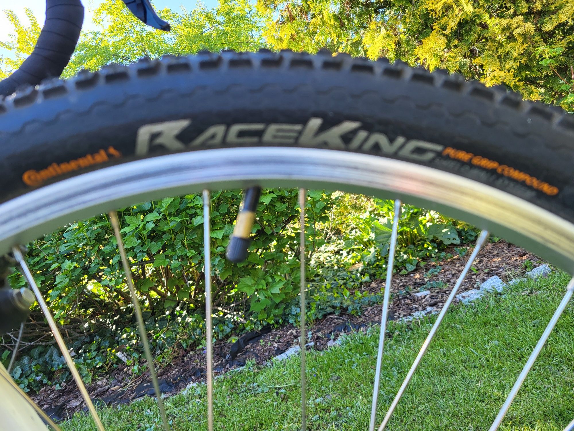 Gravel na ramie Giant Butte Tiagra