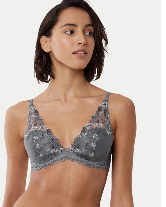 Бюстгальтер Triumph , оригинал из новой коллекции