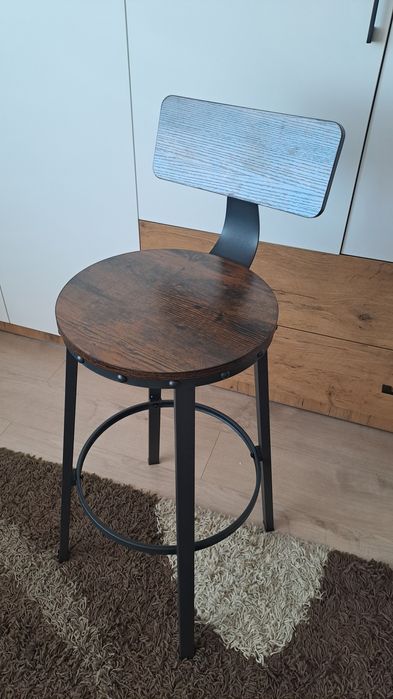 Krzesła kuchenne/ hokery 2szt