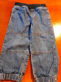 Spodnie jeans 98