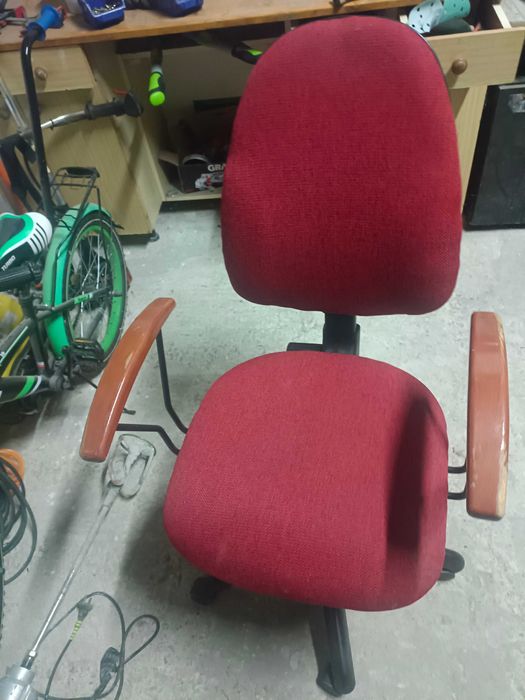 Krzesło biurowe obrotowe