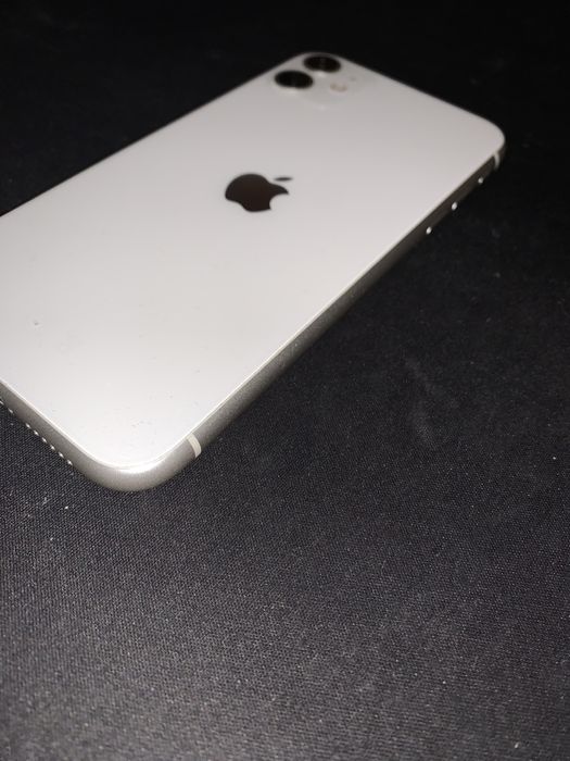 Iphone 11 64GB stan idealny