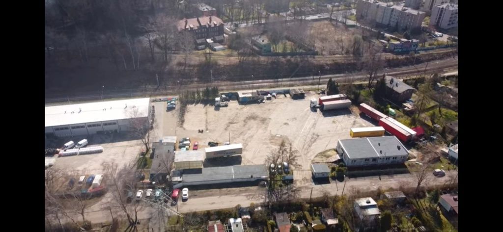 Parking dozorowany Tir maszyny budowlane
