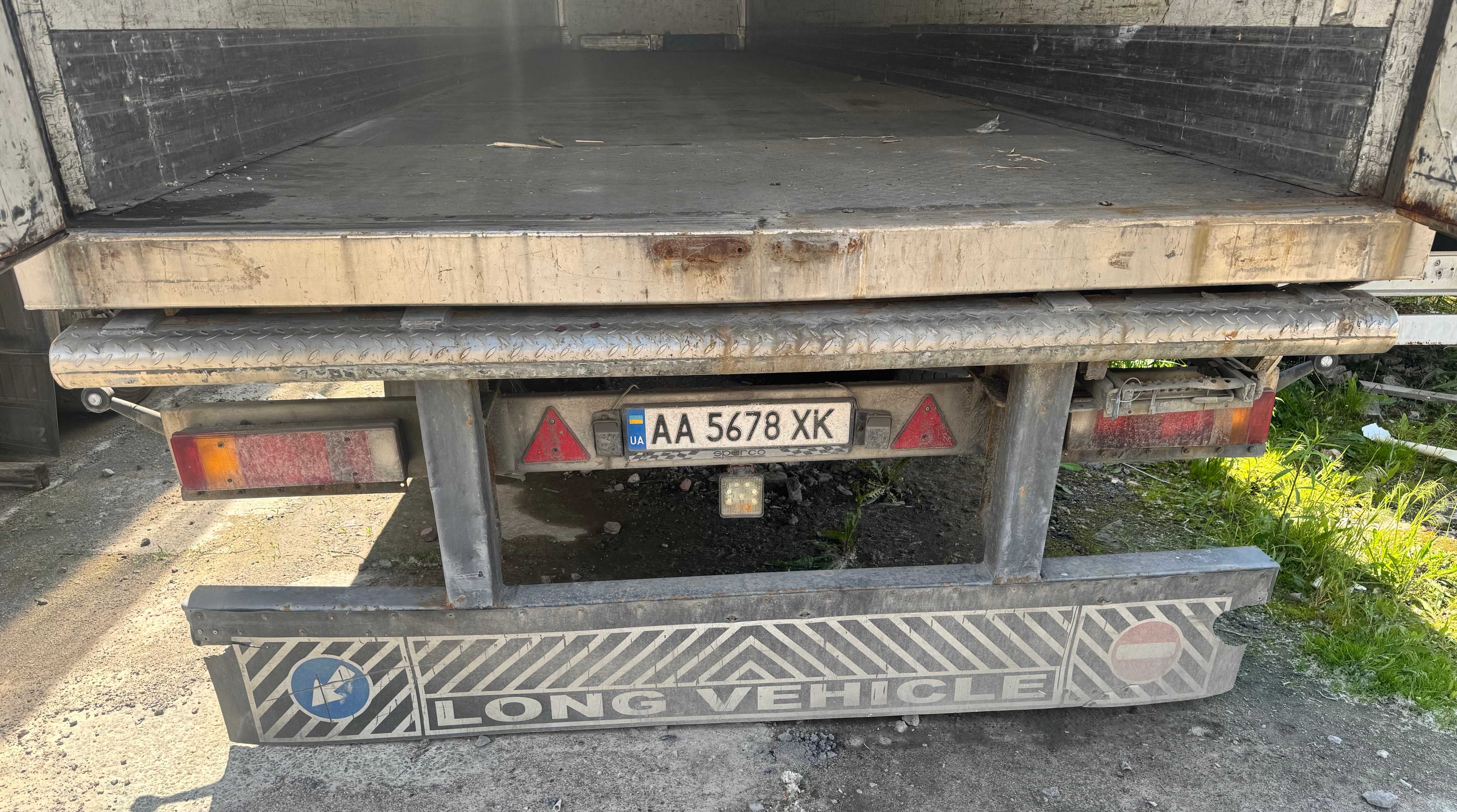Напівпричіп ізотермічний