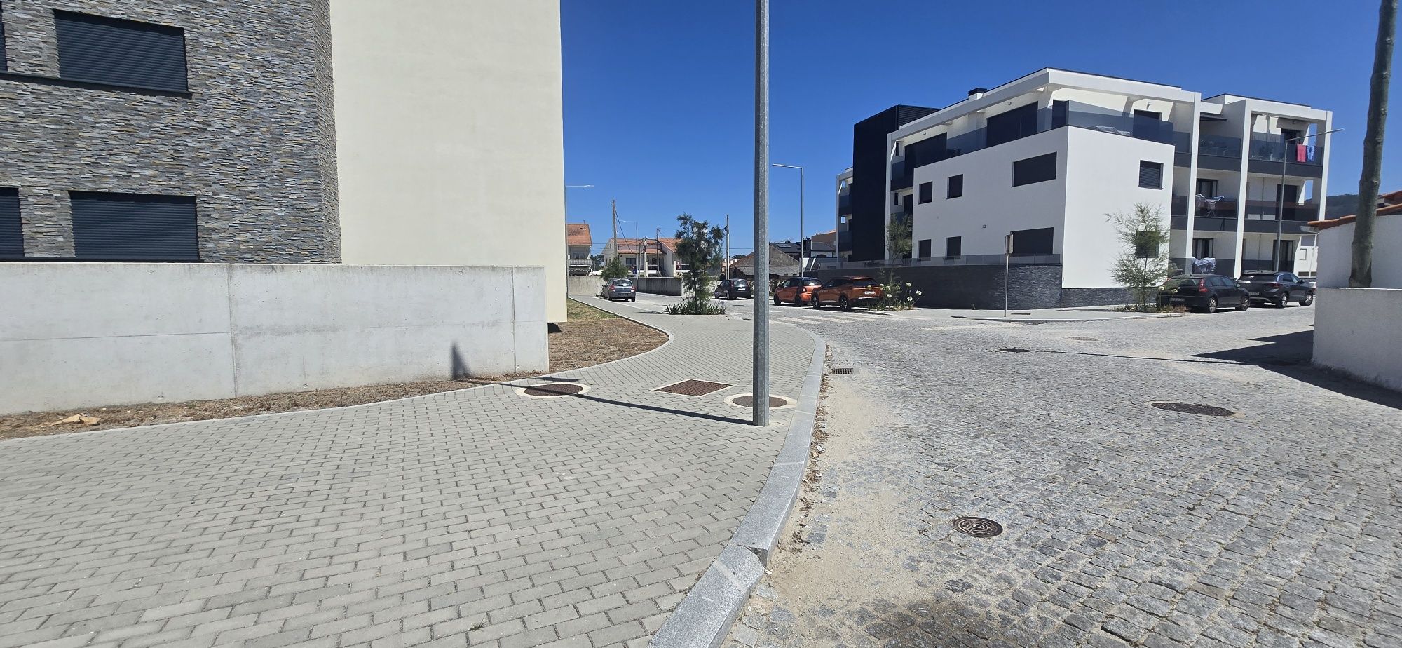 Garagem  para arrendamento  em Cepaes