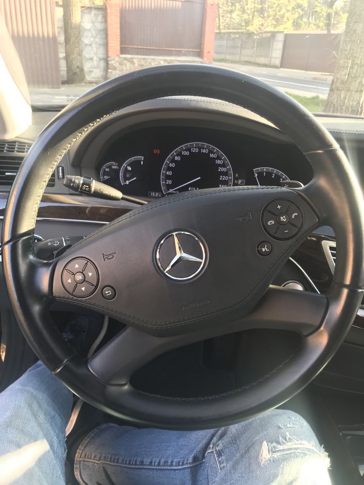 Продам Mercedes s350 в идеальном состоянии