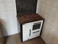 Kultowa Westfalka, kuchnia, kuchenka retro zabytek starocie PRL antyk