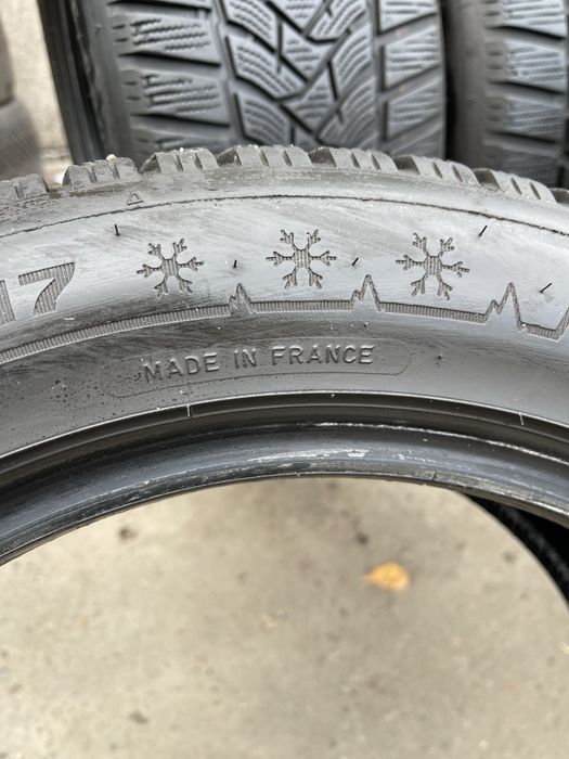 Шини 215/55/17 Dunlop WinterSport 5 зима 4шт 7мм