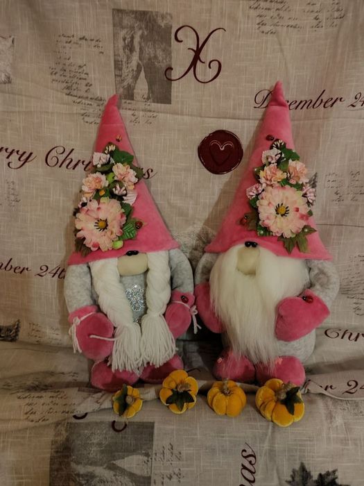 Семейная пара скандинавских гномов летняя коллекция