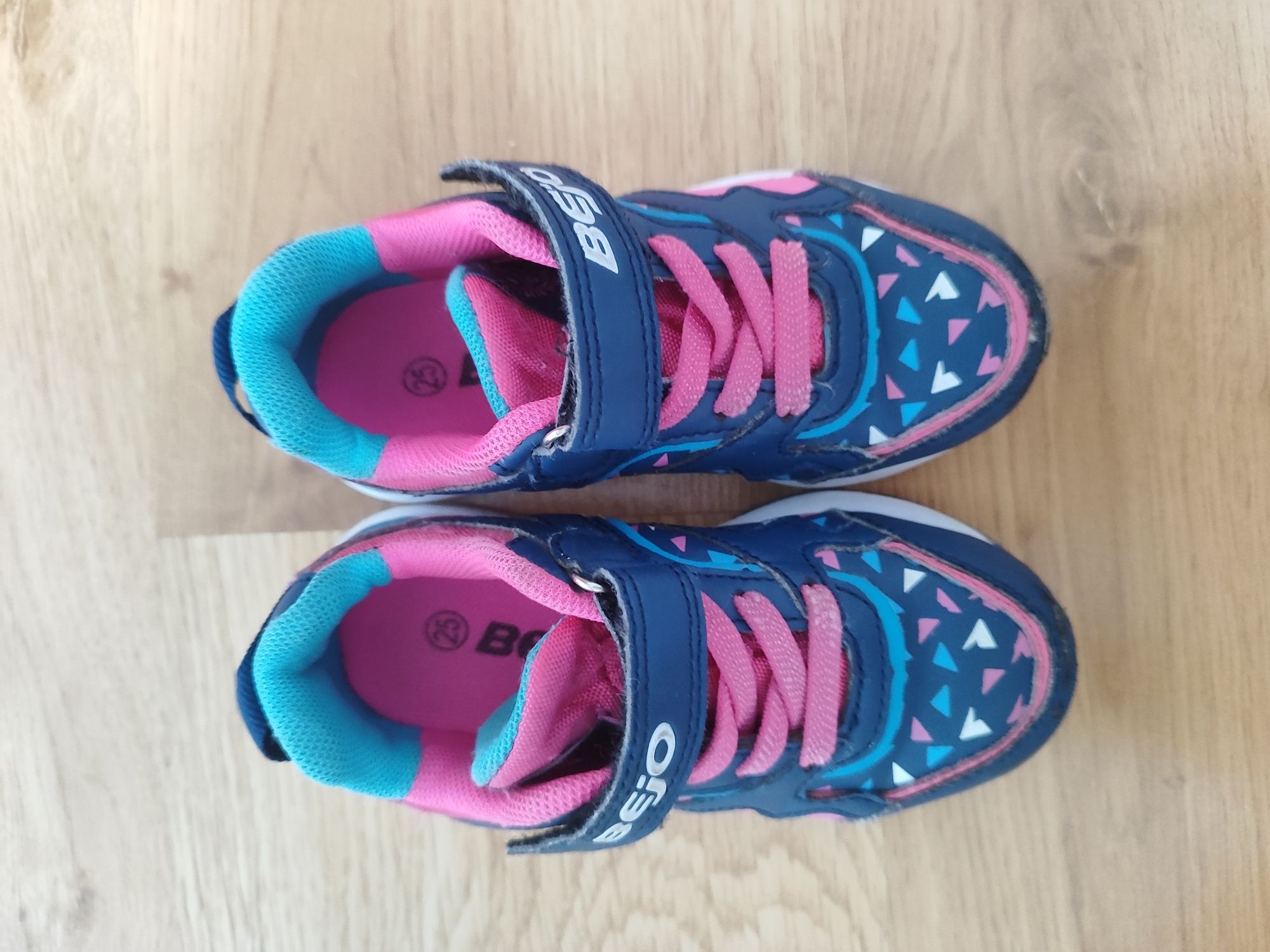 Martes Dziecięce Sneakersy Bejo buty rozmiar 25