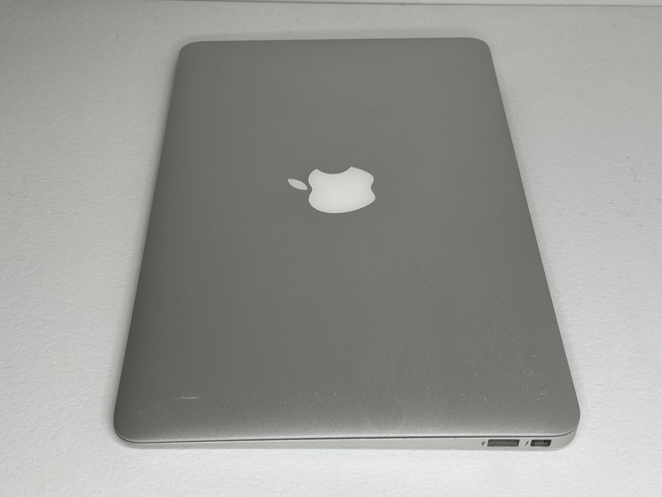 MacBook Air 11 (A1465) - 2012 - i5/8GB/256GB - faktura VAT 23%