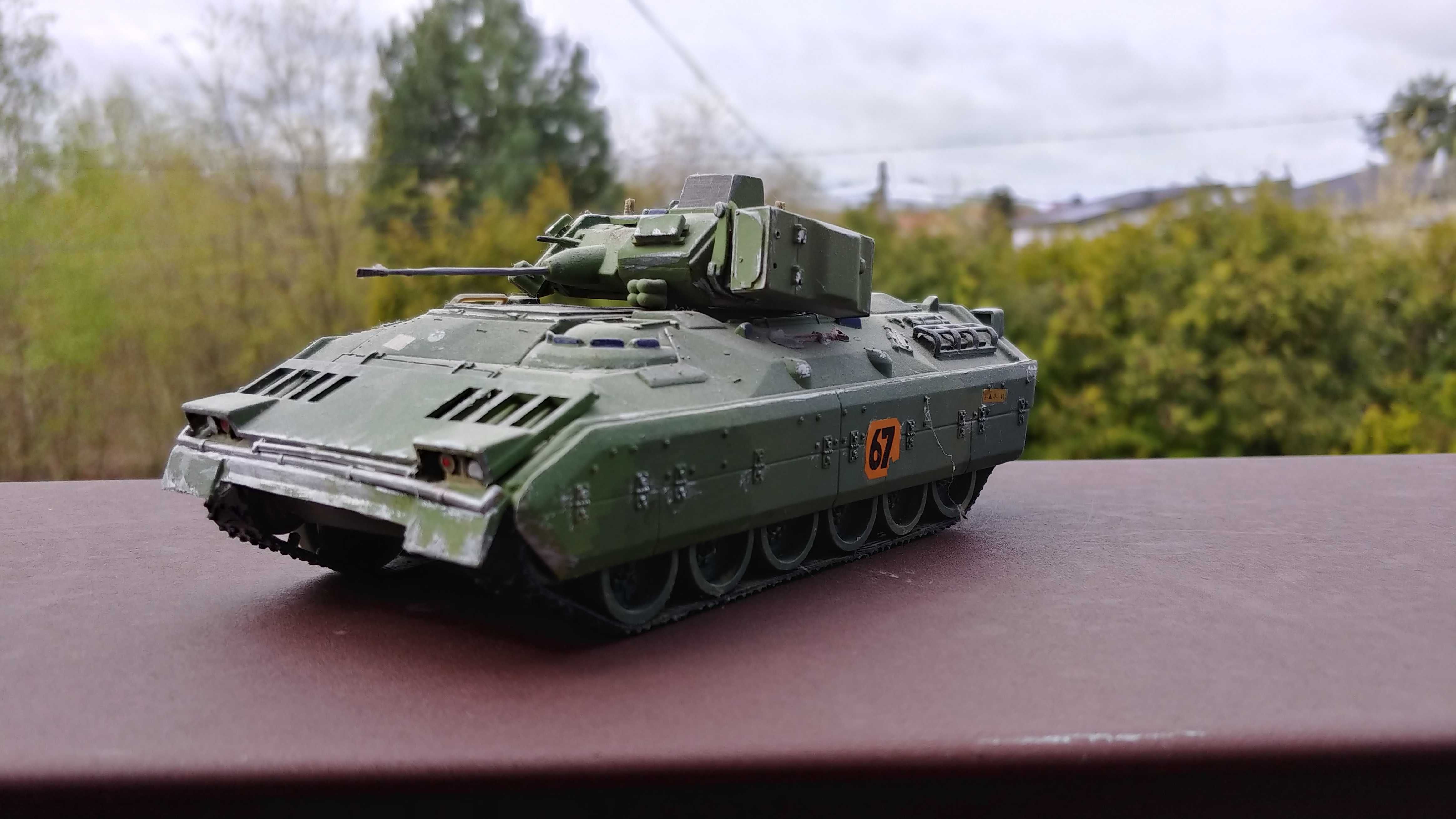 1:48 Bojowy wóz piechoty M2 Bradley