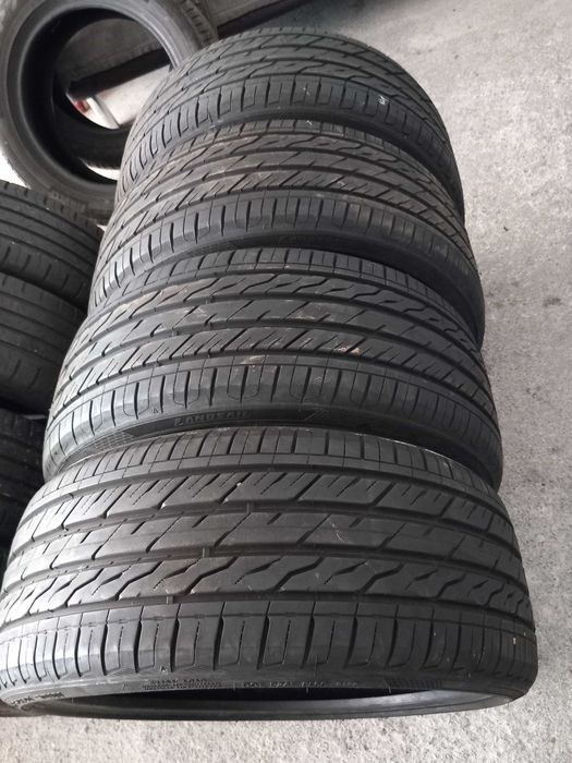 4 Pneus 225/35R20 como Novos