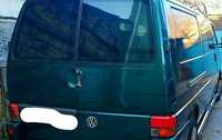 Стекло в заднюю правую распашную дверь на Volkswagen Transporter T4