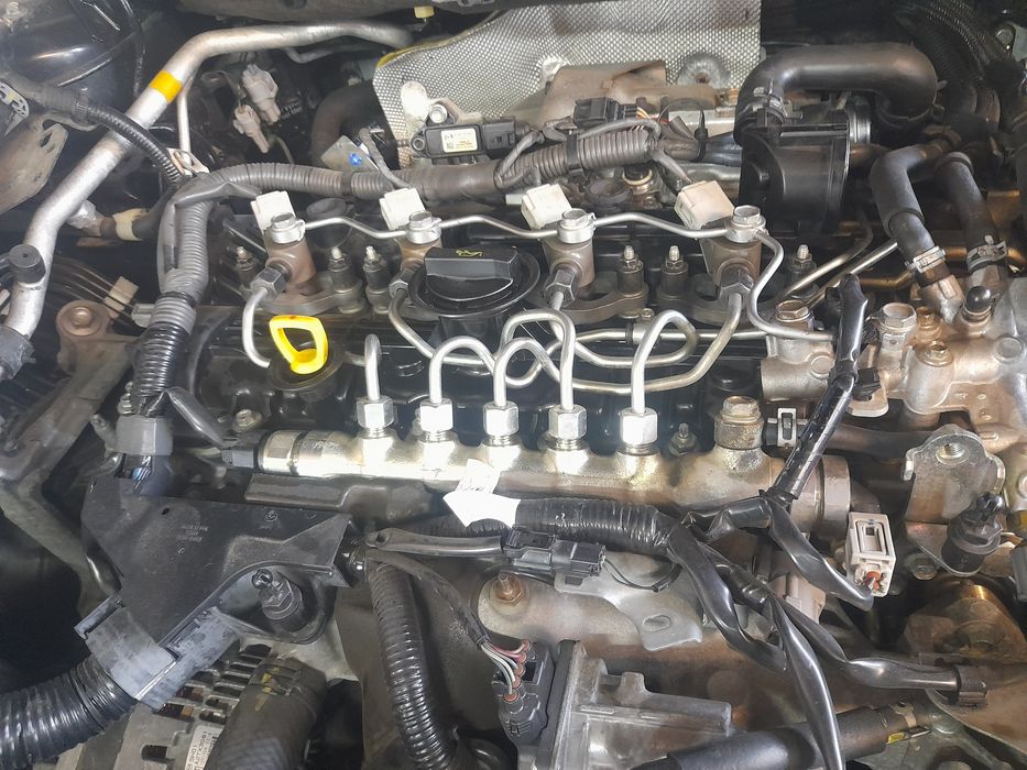 Займаюсь   ремонт  двигунів та ходовоїлегкових ходової та моторів.