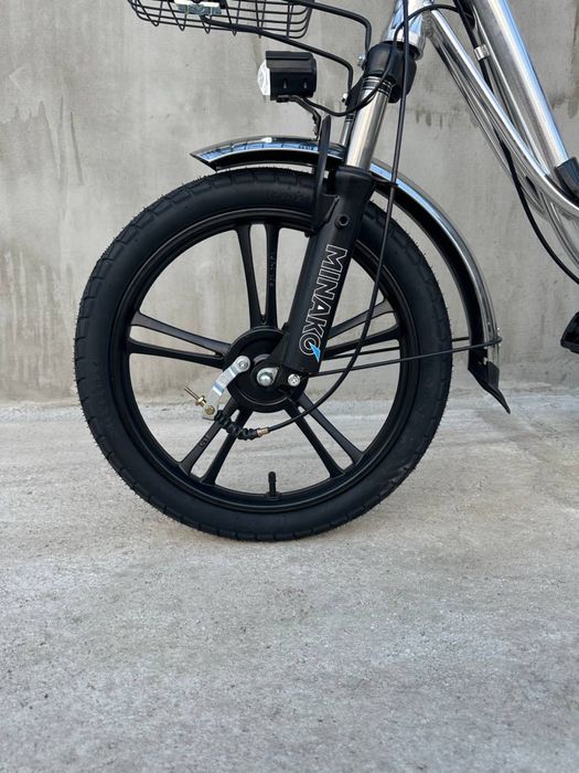 Дорожній електровелосипед ‼️ Minako V12 Lux 600 W 18 Ah Chrome‼️