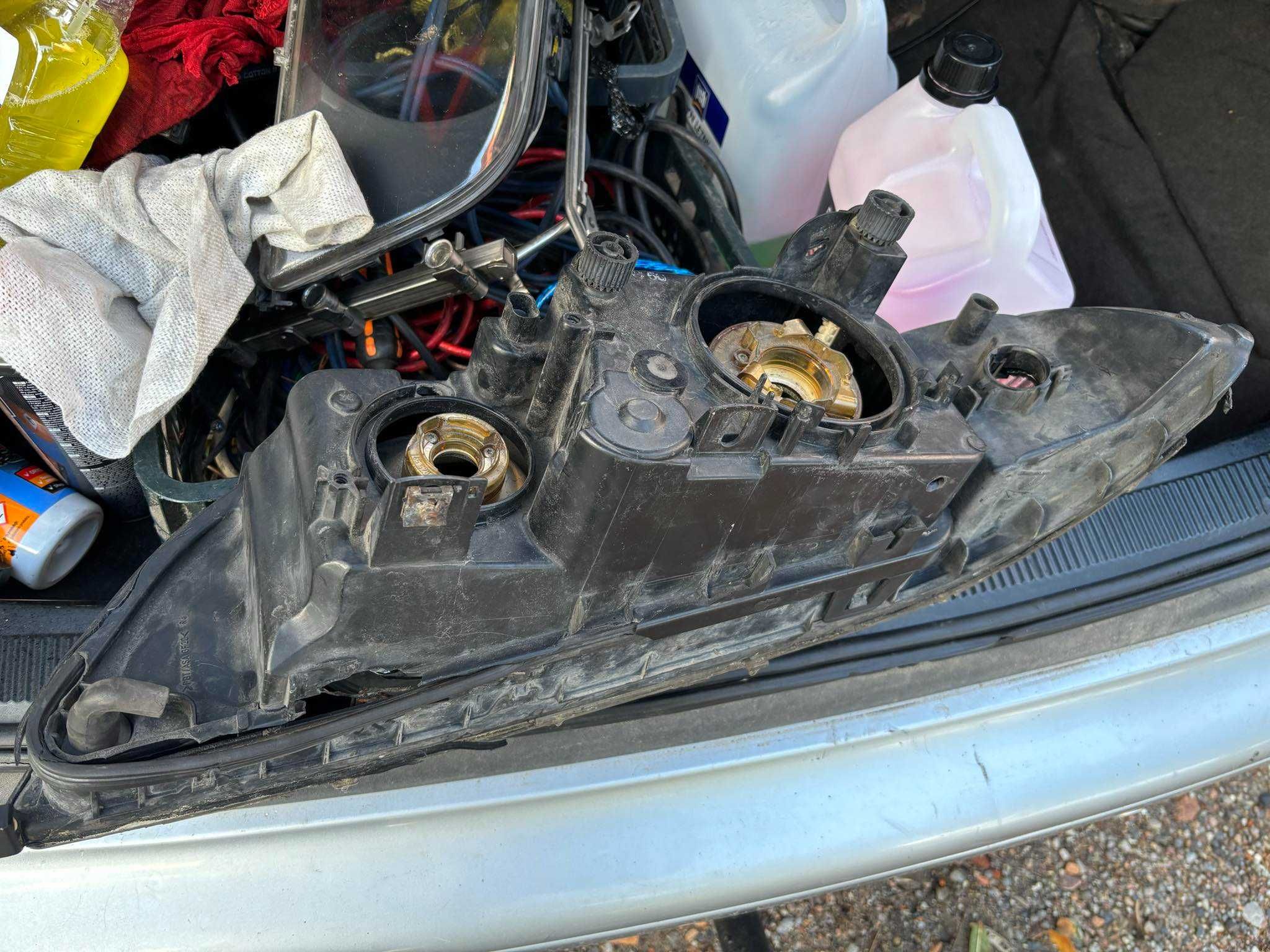 Lampy przód Xenon BMW E39 oraz klosze do zwykłych świateł E39 komplet