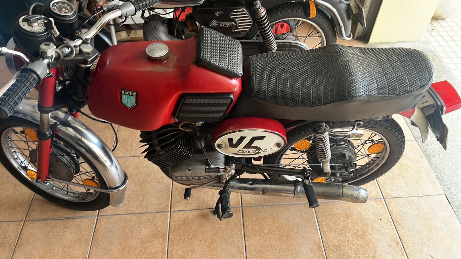 Sachs v5 vendo motorizada original .