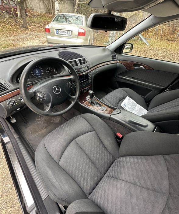 Свіжо-приганий Mercedes-benz e200 w211 1.8 kompressor 2004 рік