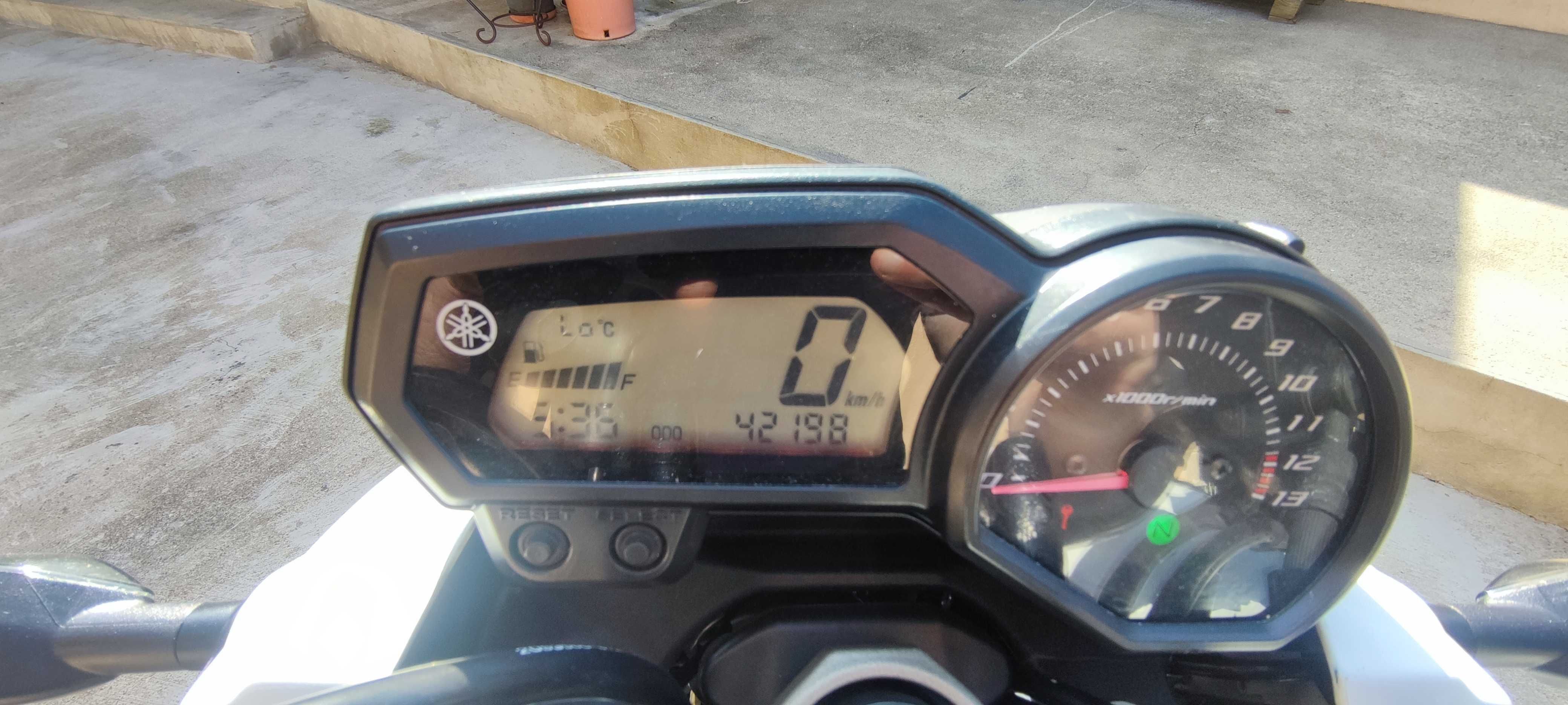 yamaha xj6 branco perola 2010 + top case