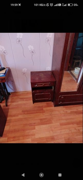 Віддам безкоштовно спальний гарнітур