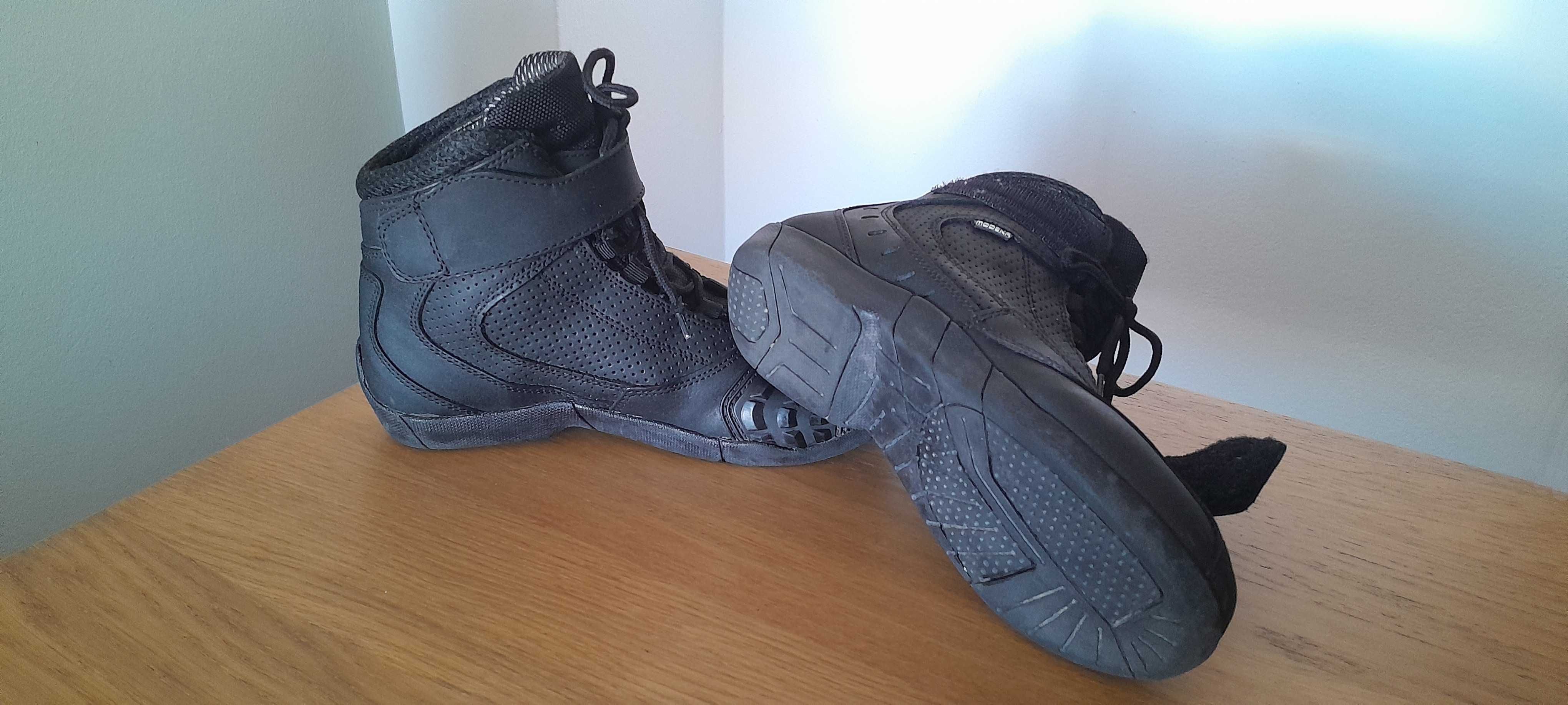 Botas de moto: Modeka Black Rider