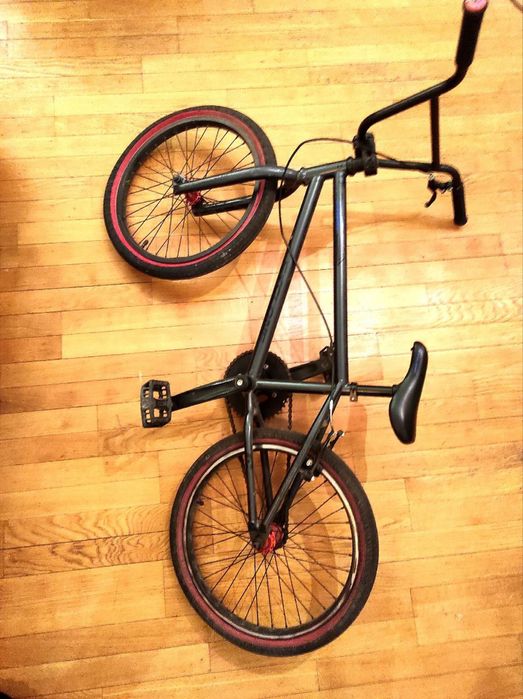 Велосіпед BMX, велосипед у гарному стані.