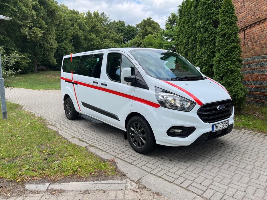 Ford Transit Custom Ford transit Custom długi  klima bezwypadkowy 85 tys kil