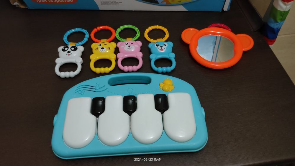 Розвиваючий килимок, піаніно