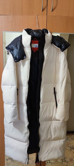 Продам зимове пальто-пуховик