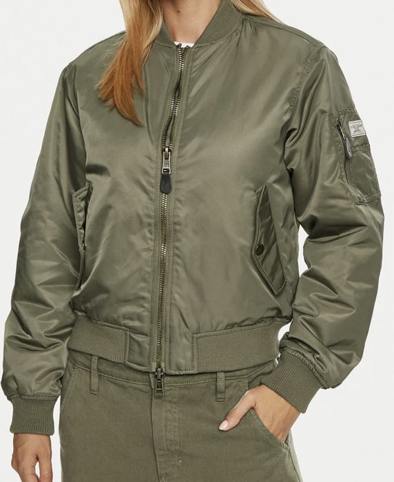 Куртка/бомбер жіночий Guess (L)