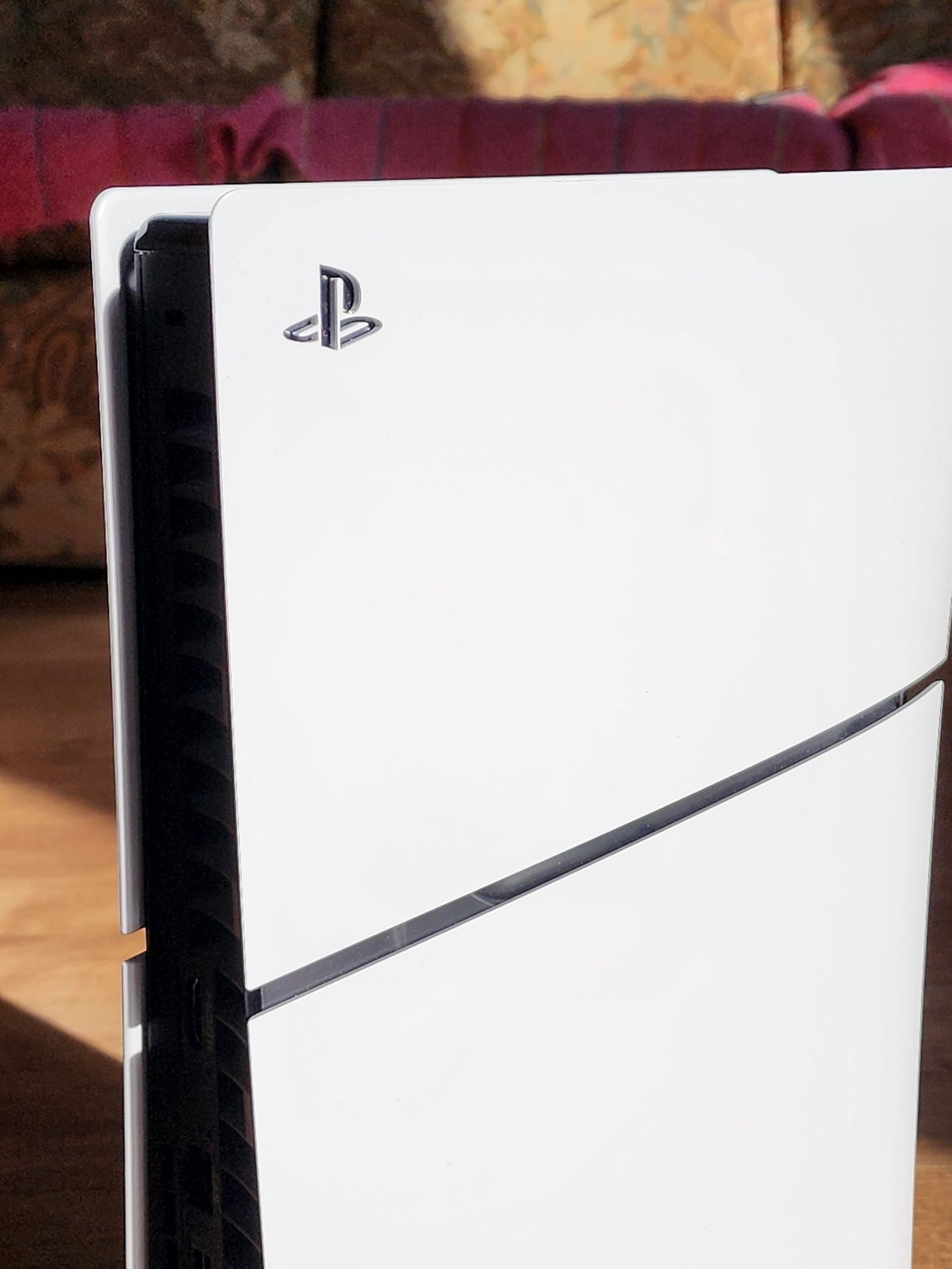 Playstation 5 com The Last of Us II, RDR II, FIFA e outros