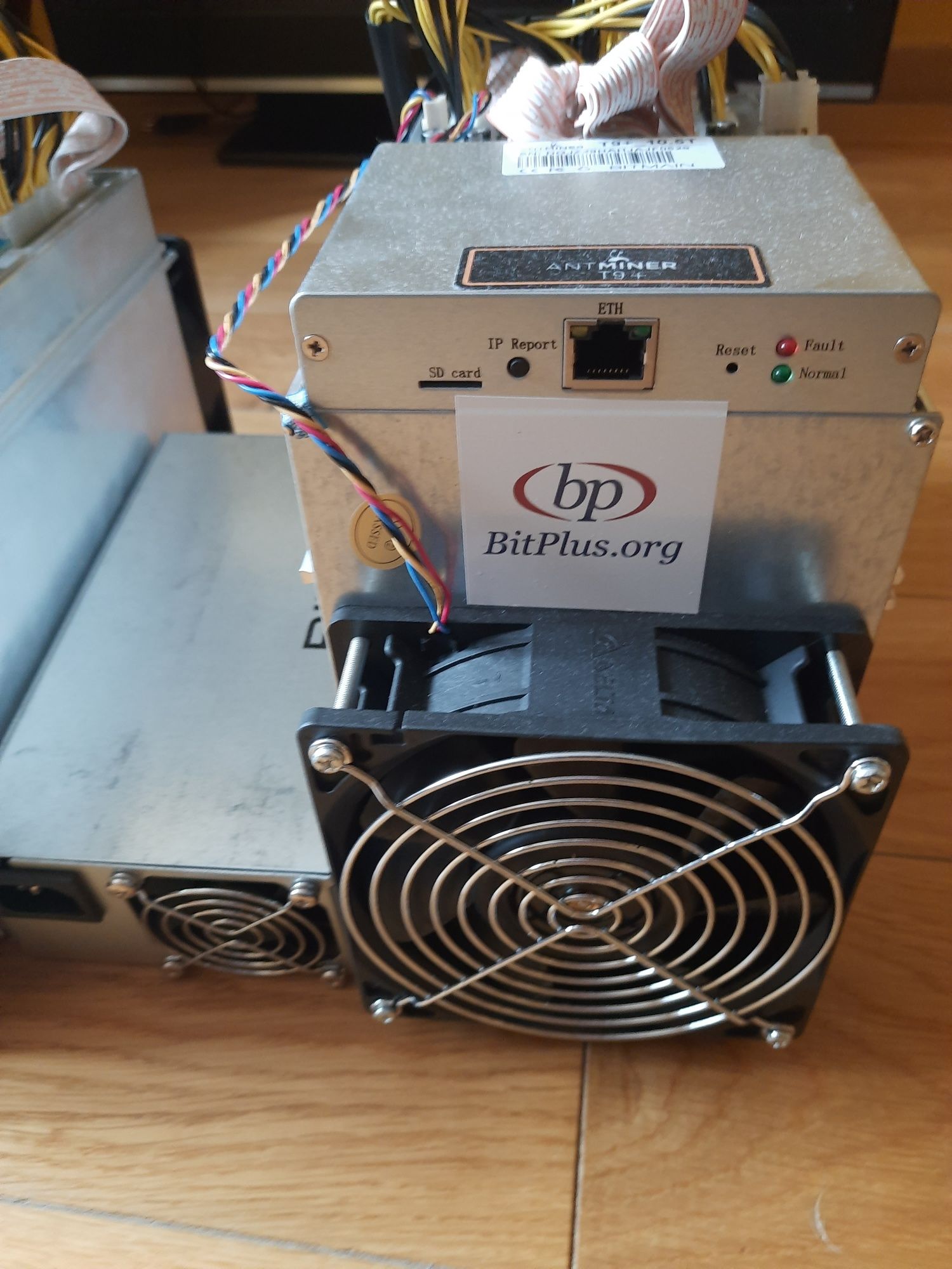 Antminer t9+ z oryginalnymi zasilaczami bitmain