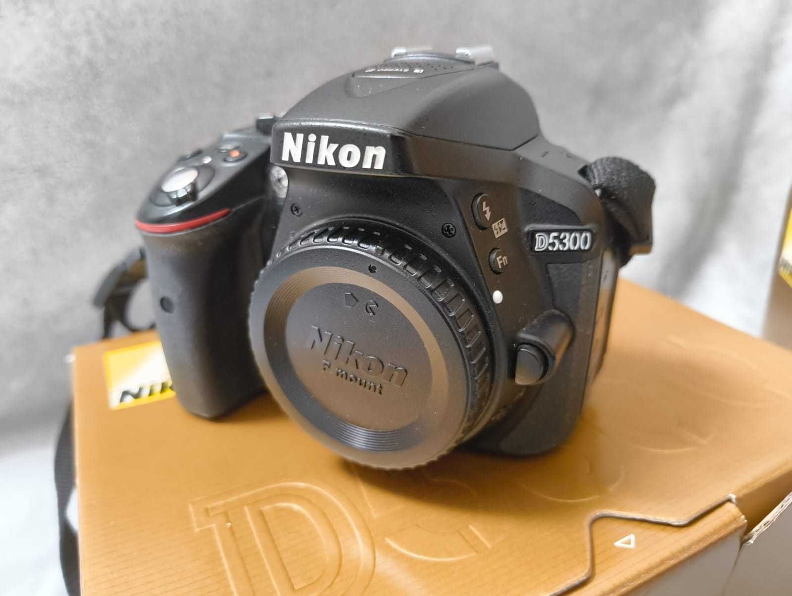 NIKON D5300 + 2 obiektywy + torba + statyw