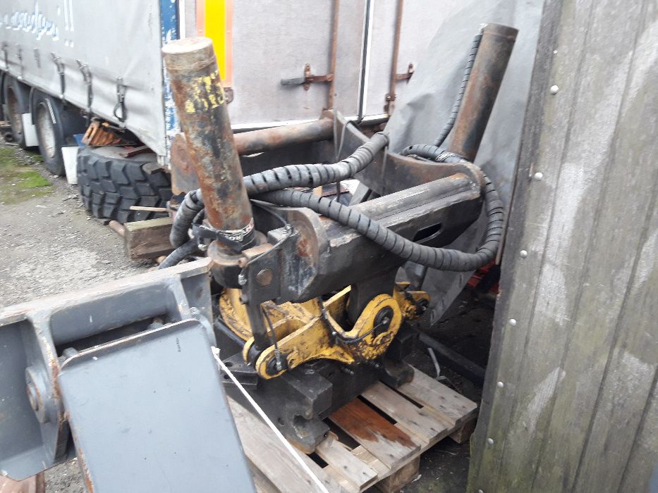 rototilt Engcon EC30 (B27,S80) głowica obrotowa ( rotator ,indexator )