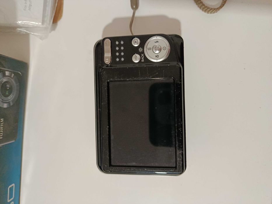 Máquina Fotográfica Fujifilm 14 Megapixels - possível avaria