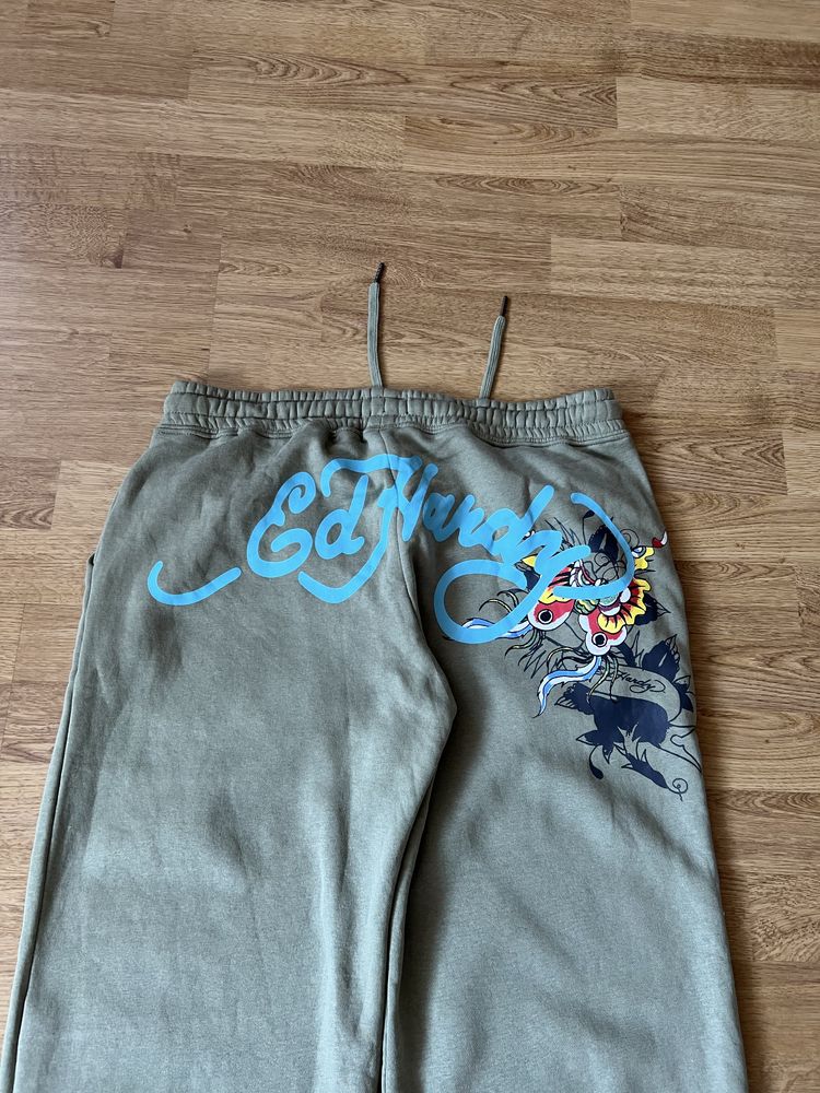 Spodnie dresowe ed hardy