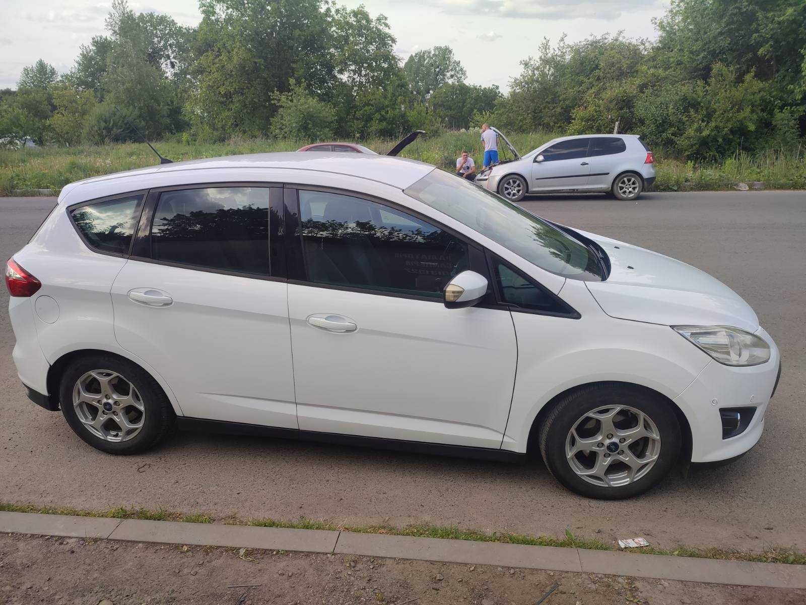 Ford c max автомобіль