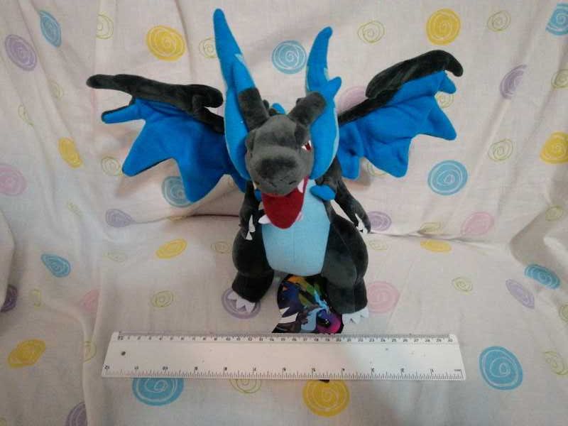 Pokémon peluche mega charizard x