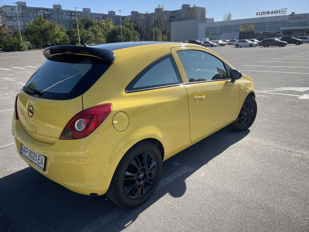 Продам Opel Corsa D