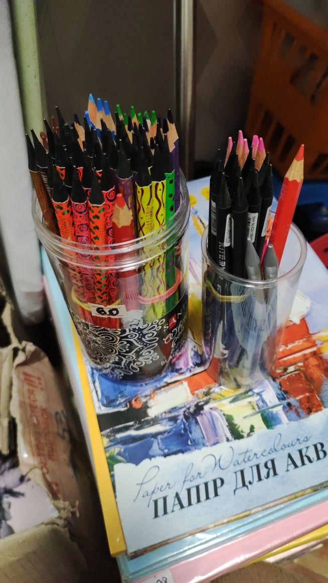 Ручки,карандаши,маркеры