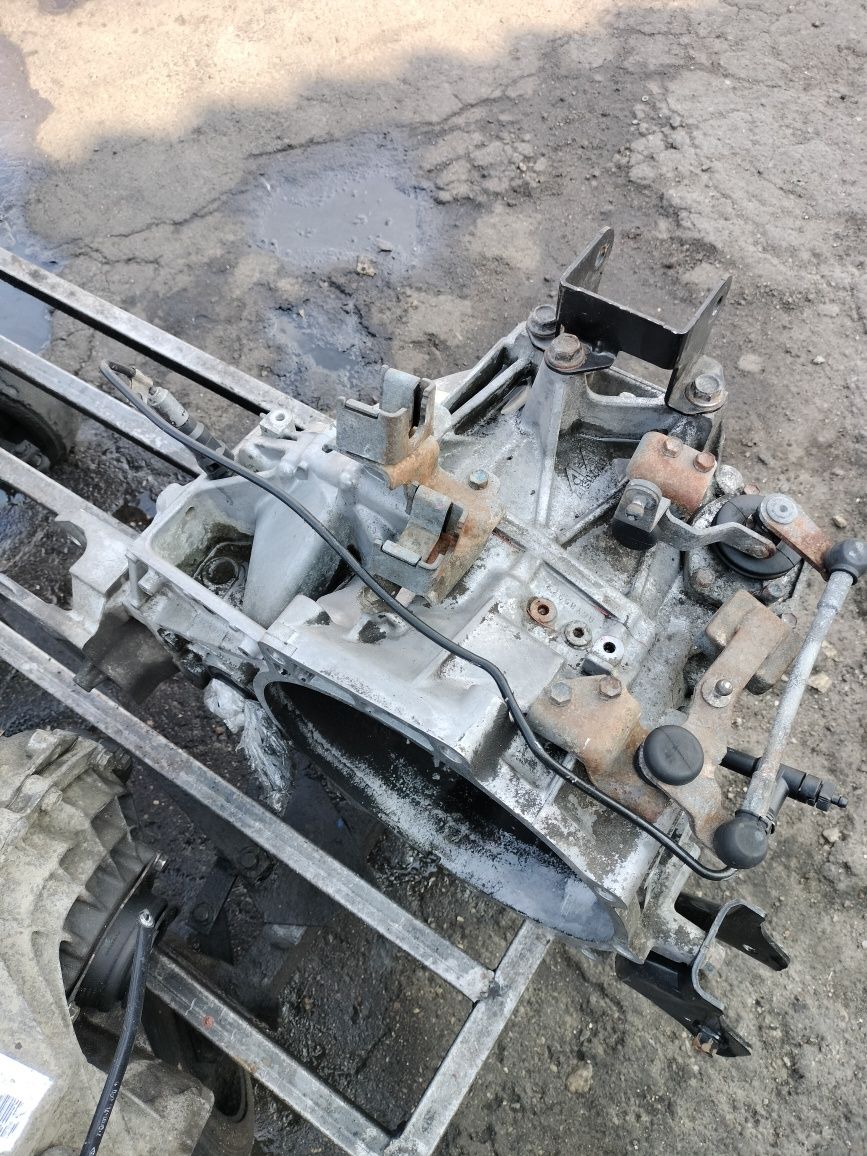 КПП коробка передач Chrysler Sebring 2.0crd 1995-2010