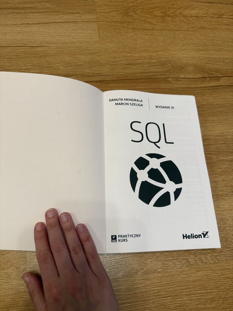 Praktyczny kurs SQL. Wydanie III