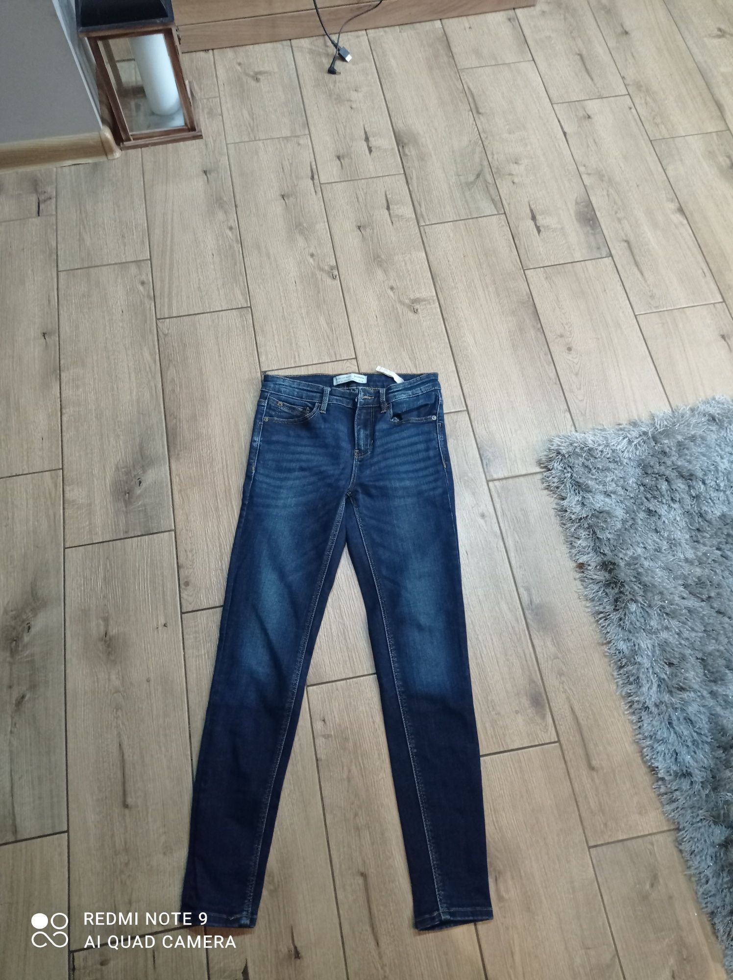 Spodnie jeans 36 stradivarius