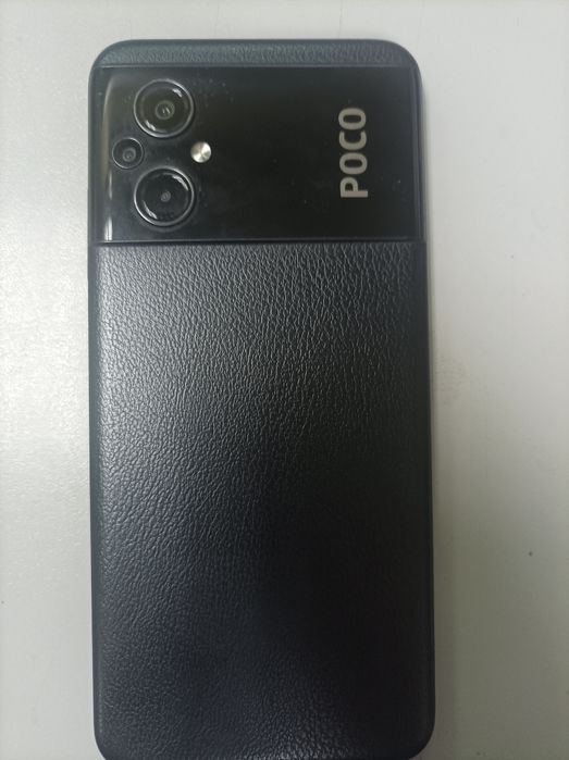 Продам телефон POCO M5  4/128